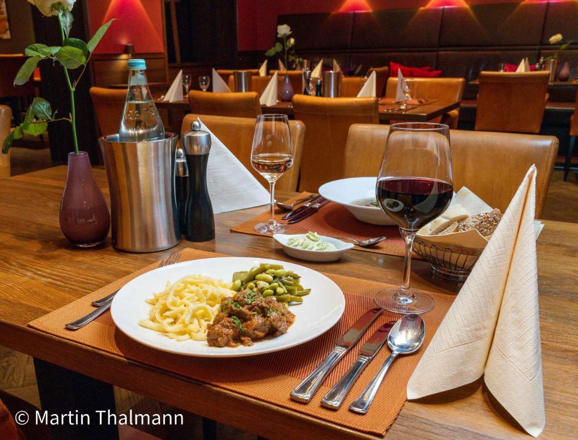 Plaza Inn Koeln พุลไฮม์ ภายนอก รูปภาพ